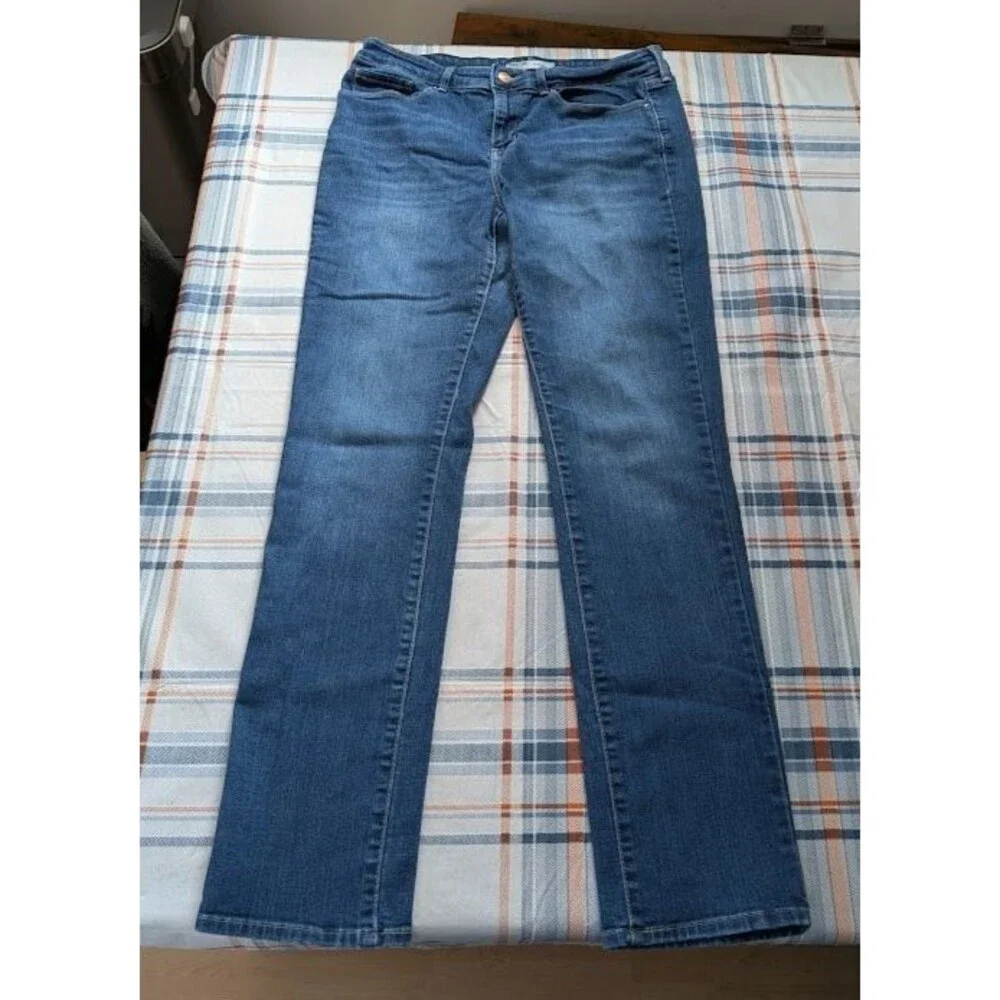 Women's Levi's Jeans Size 10 Long | Straight Leg, Mid Rise, Signature Gold label - Picture 8 of 10